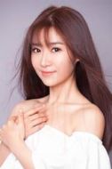 李晨（女）