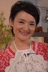 譚艾珍