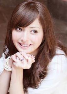小澤理央