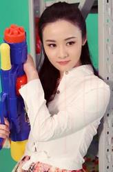 花裙小姨