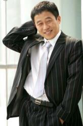 方臣佑