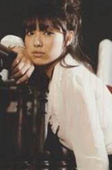 岡本梓