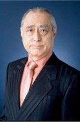 津川雅彥